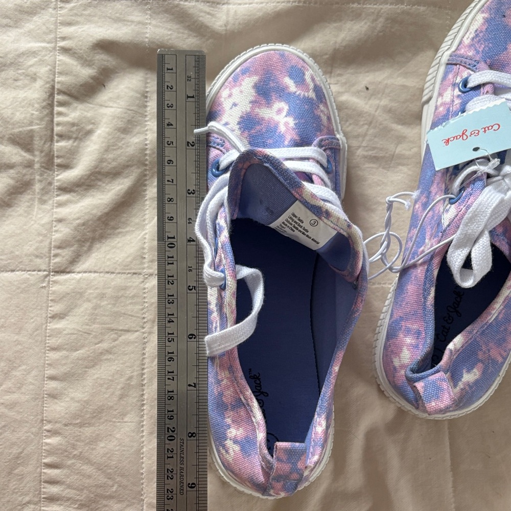 Cat & Jack Pascale Little Girl Youth Size 3 Pink and Purple Tie-Dye Sneakers NWT - Picture 8 of 9